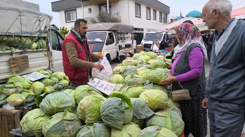 Vatandaş: Lahanayı pazardan aldık, pirinci de komşudan alıp sarma yapacağız